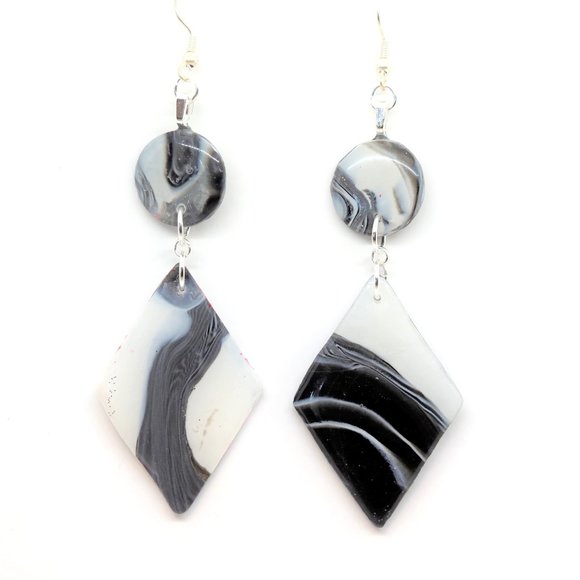 Neutral Diamond Earrings - Picture 1 of 5